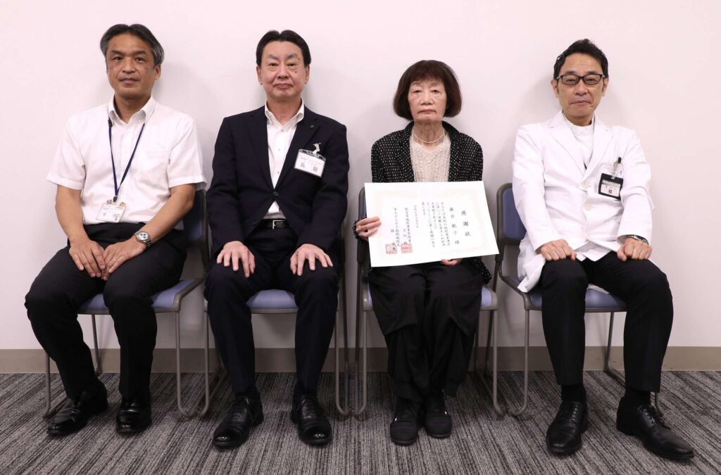 感謝状贈呈式（集合写真）